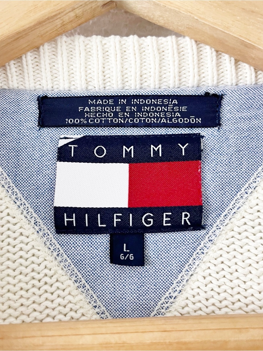 Vintage Tommy Hilfiger Ivory Men’s Large Preppy 90s Knit Crewneck Sweater - Picture 3 of 8
